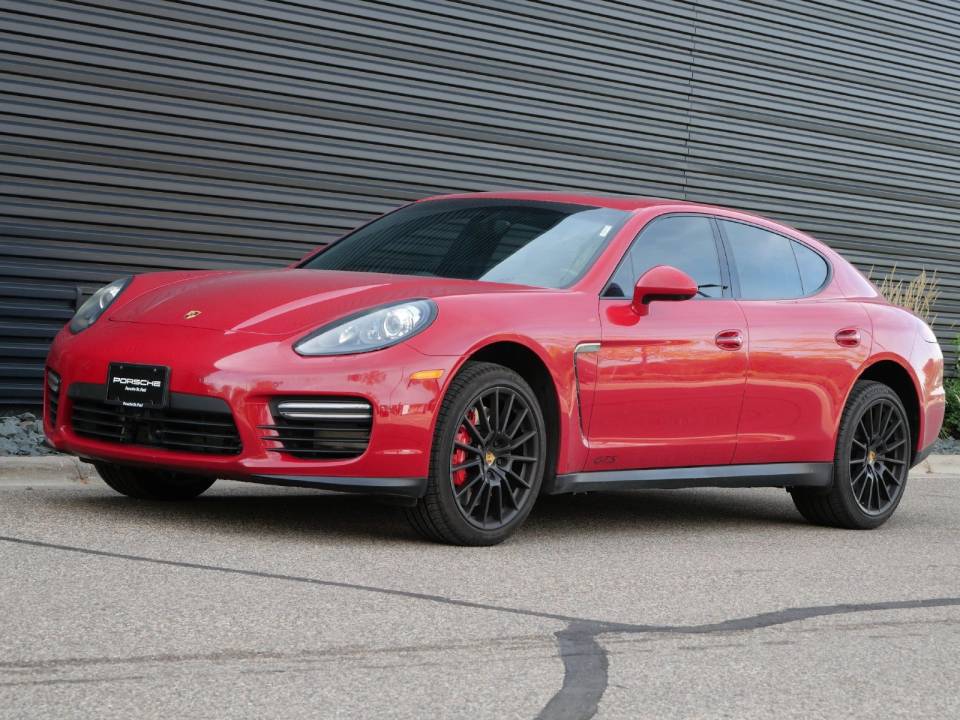 2016 Porsche Panamera GTS