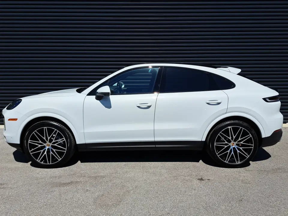 2025 Porsche Cayenne Coup Base - Photo 15