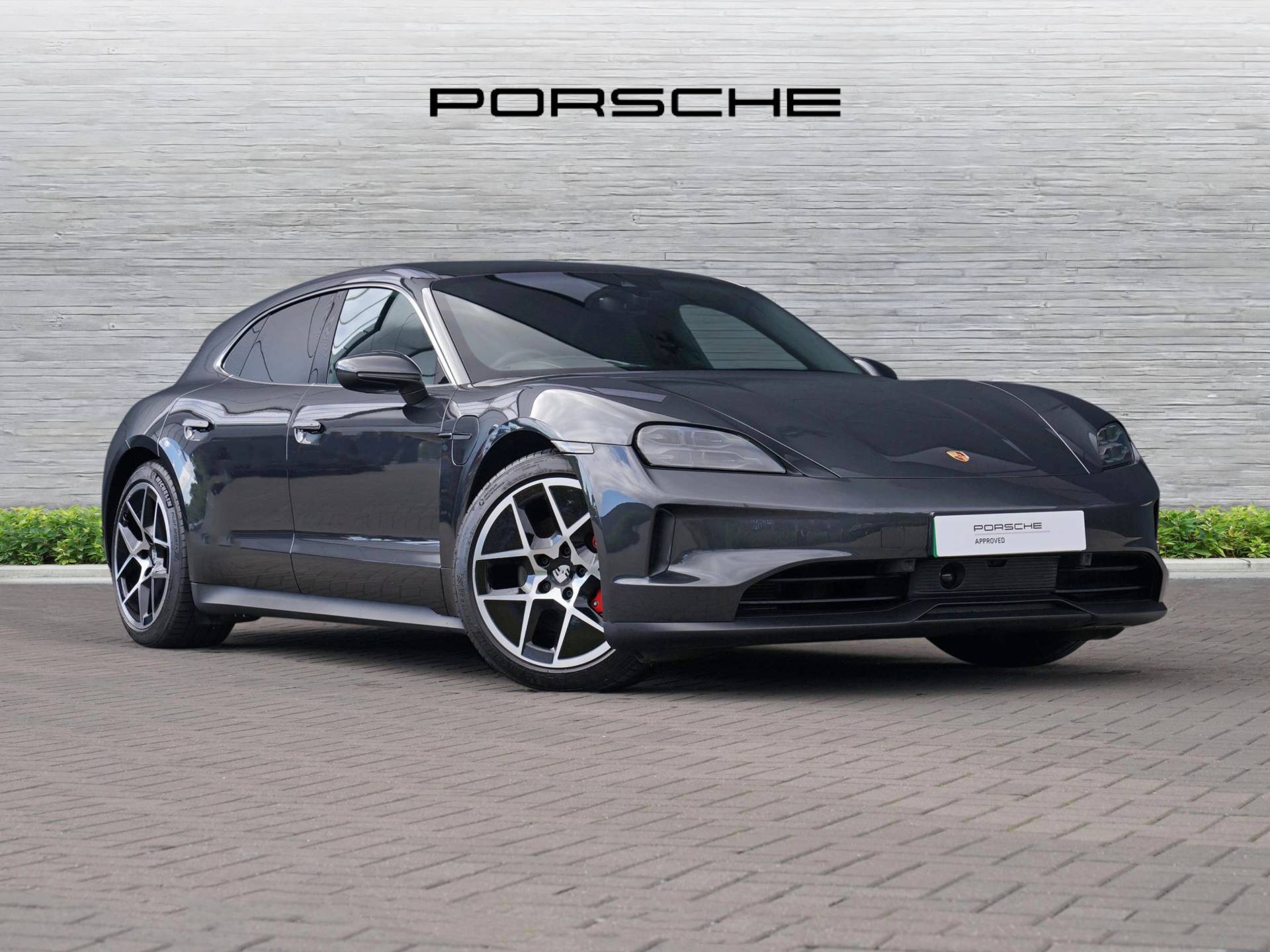 Taycan 4S Sport Turismo, photo 1 of 61