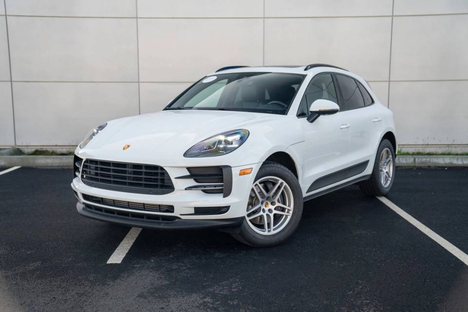2021 Porsche Macan Base