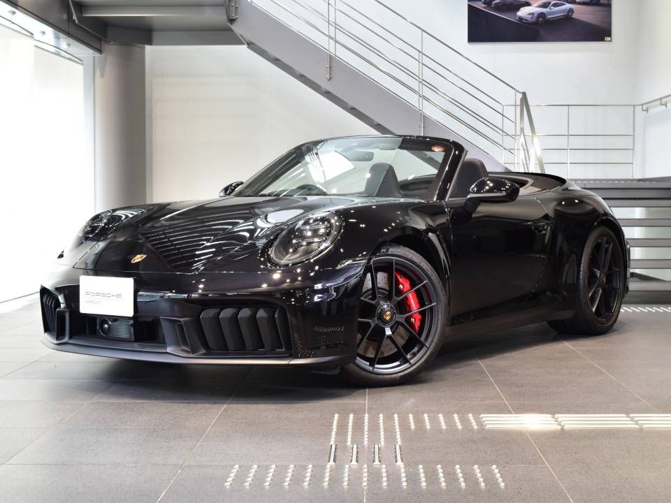 ポルシェ911カブリオレを中古で購入