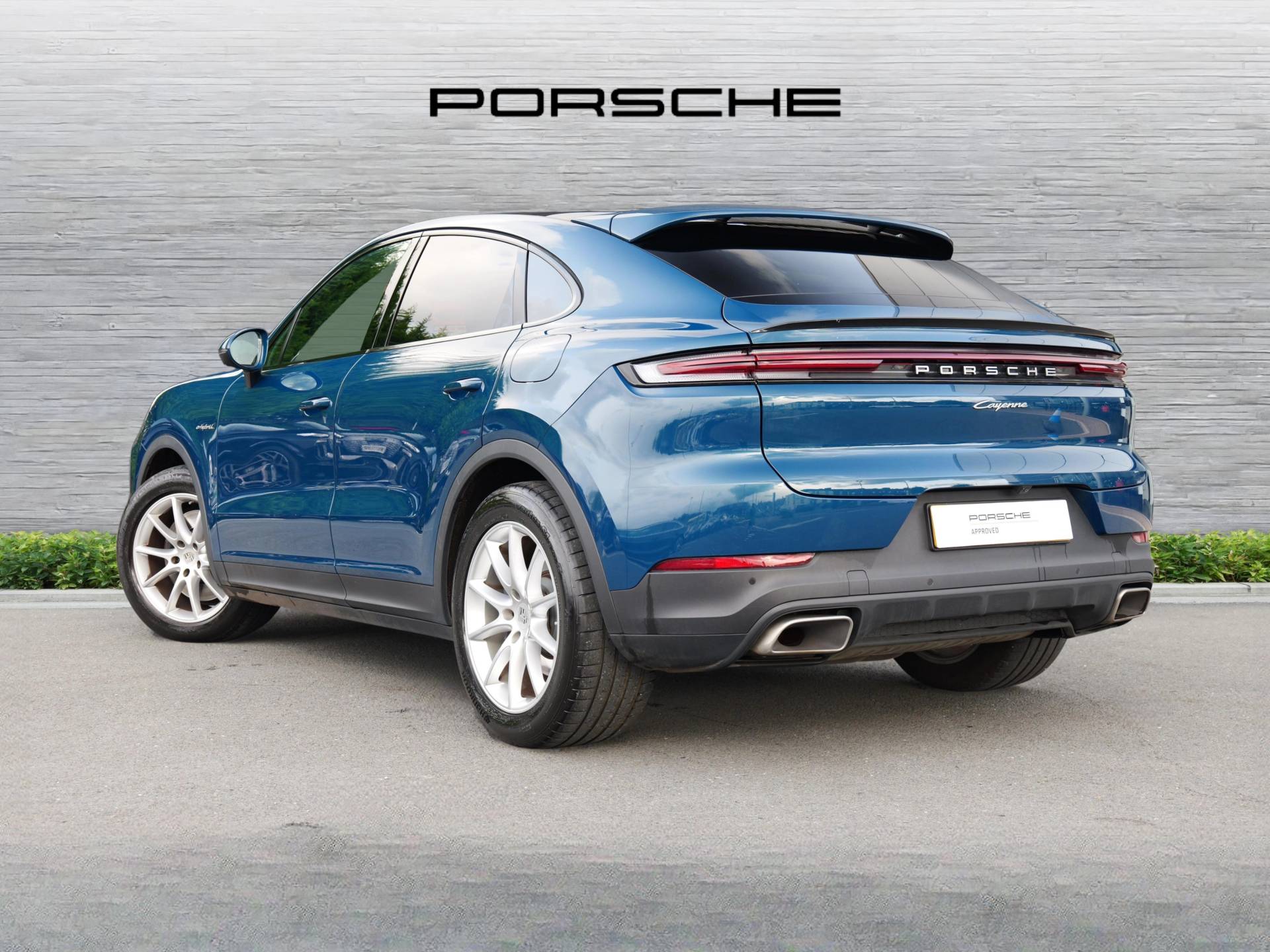 Cayenne E-Hybrid Coupé, photo 2 of 49