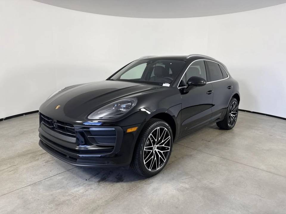 2026 Porsche Macan
