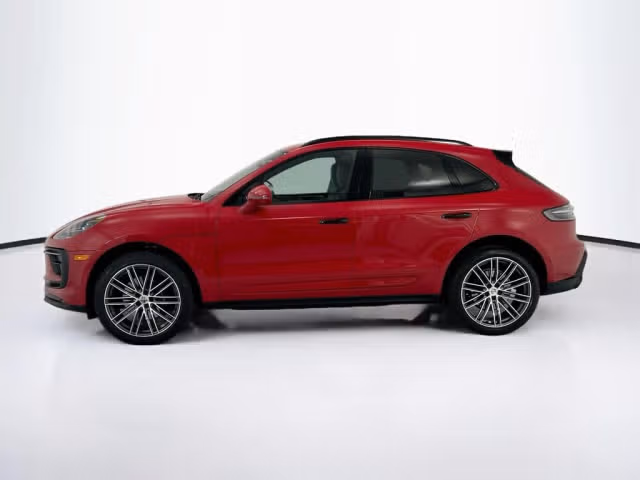 2025 Porsche Macan Base - Photo 10