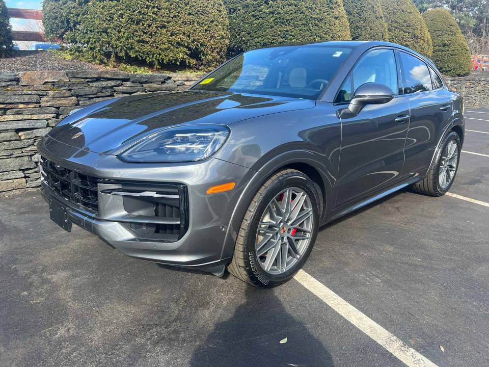 2025 Porsche Cayenne Coup S