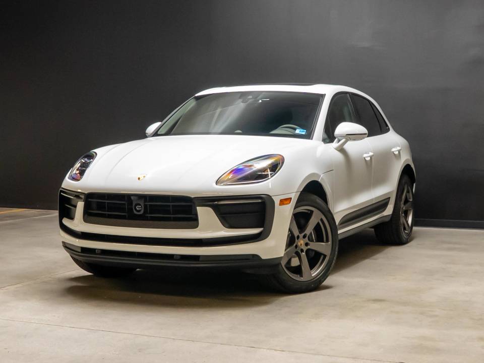 2026 Porsche Macan
