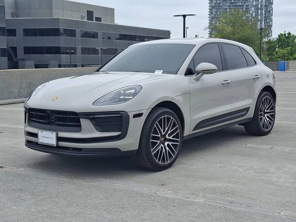 2024 Porsche Macan T