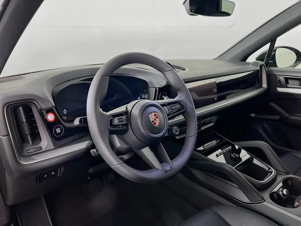2026 Porsche Cayenne E-Hybrid - Photo 31