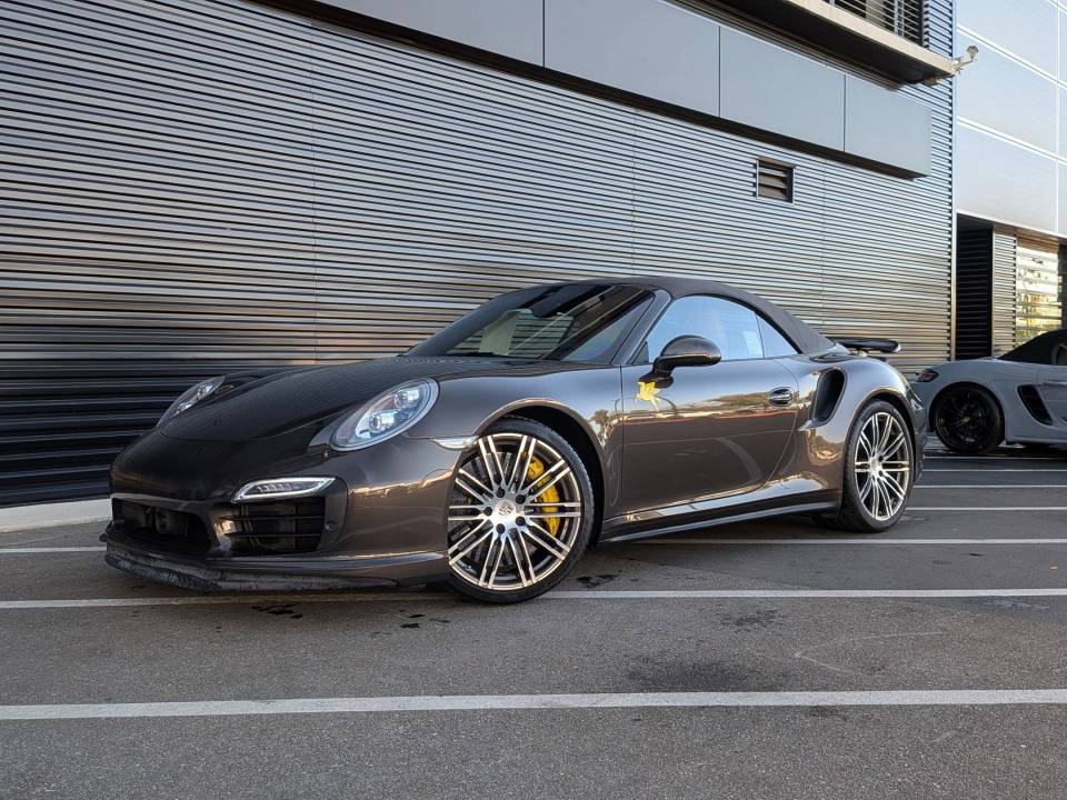 2014 Porsche 911 Turbo S