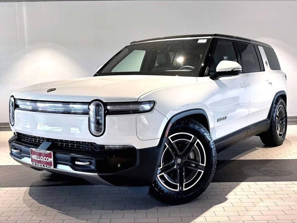 2026 Rivian R1S