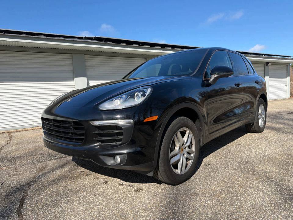 2018 Porsche Cayenne Base