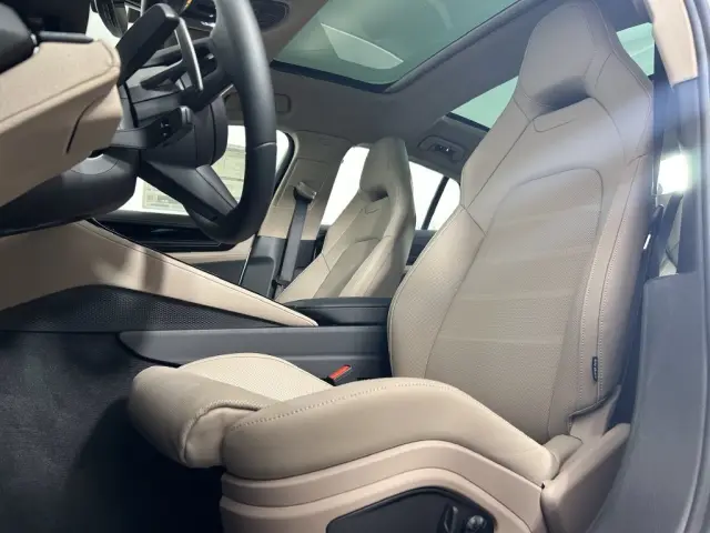 2026 Porsche Panamera Base - Photo 38