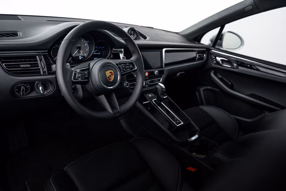 2026 Porsche Macan S - Photo 27