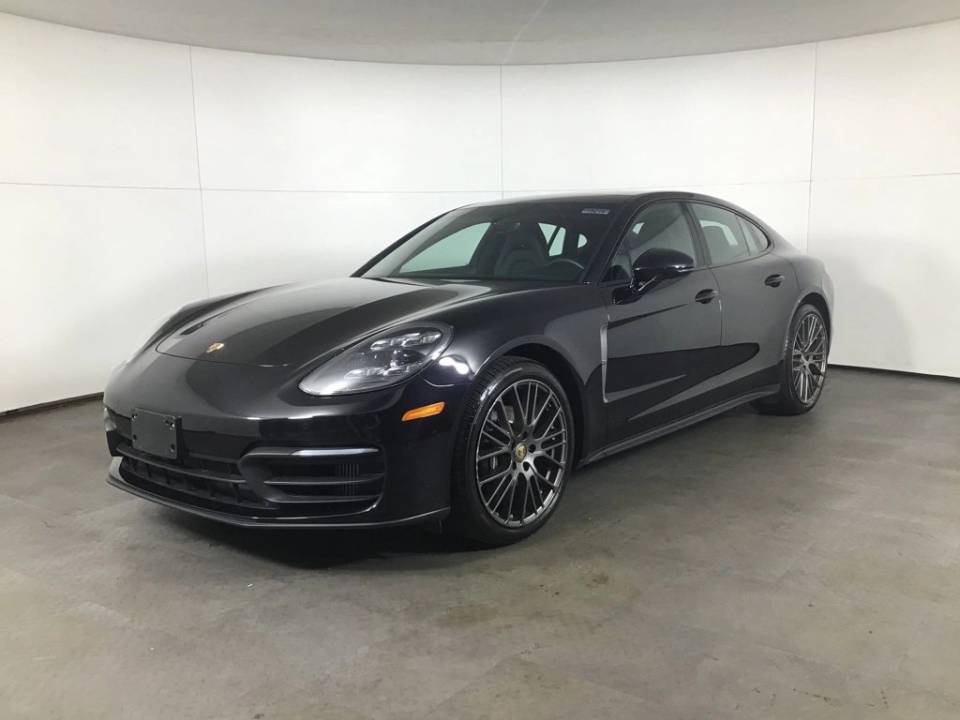 2022 Porsche Panamera