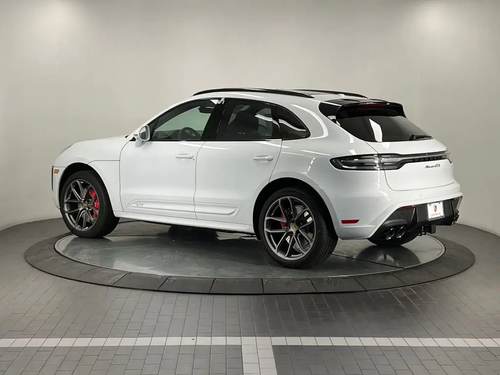 2026 Porsche Macan GTS - Photo 24