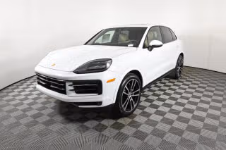 2026 Porsche Cayenne -'s photo