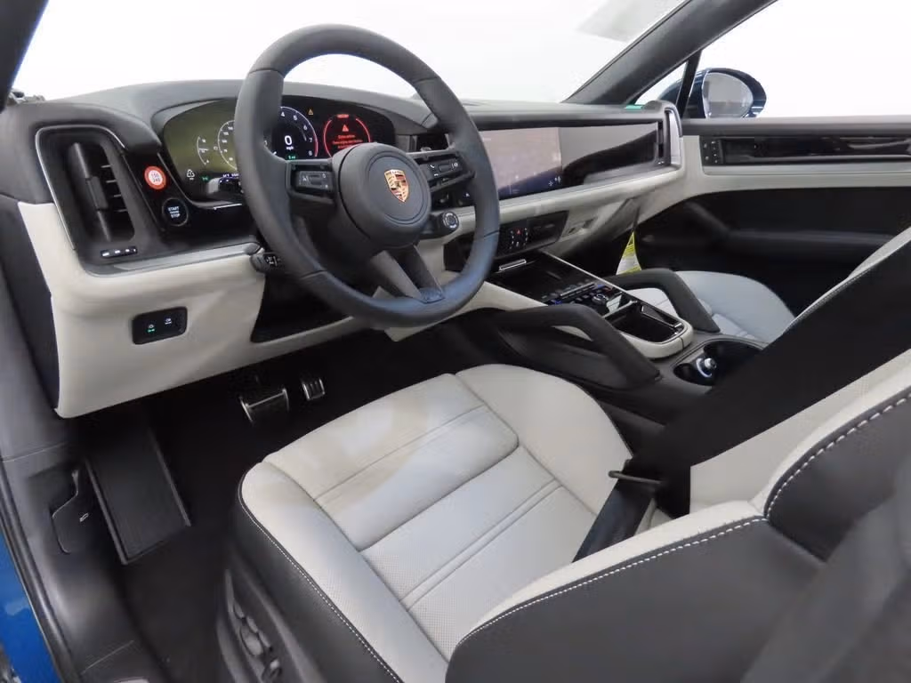 2026 Porsche Cayenne Coup S E-Hybrid - Photo 28