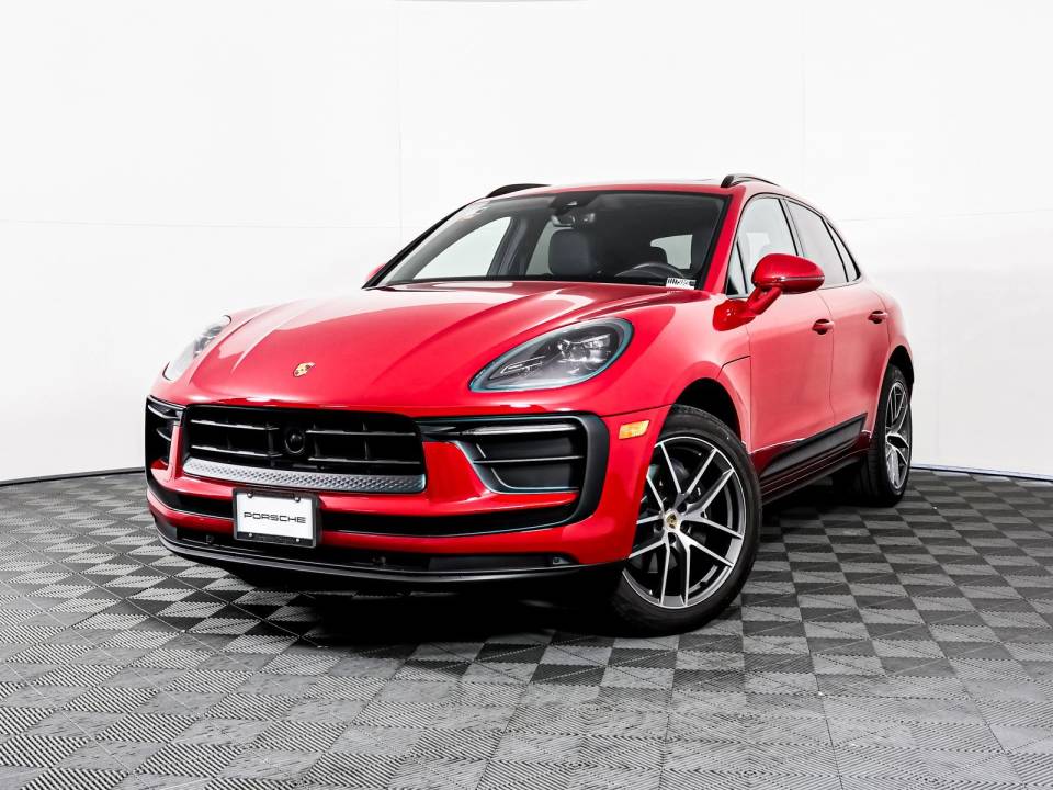 Buy used Porsche Macan at Porsche Ontario