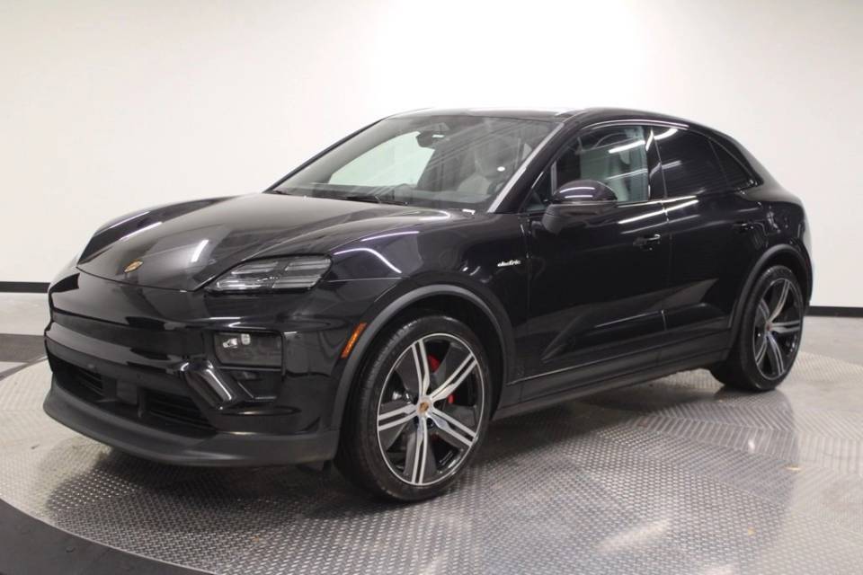 2026 Porsche Macan S