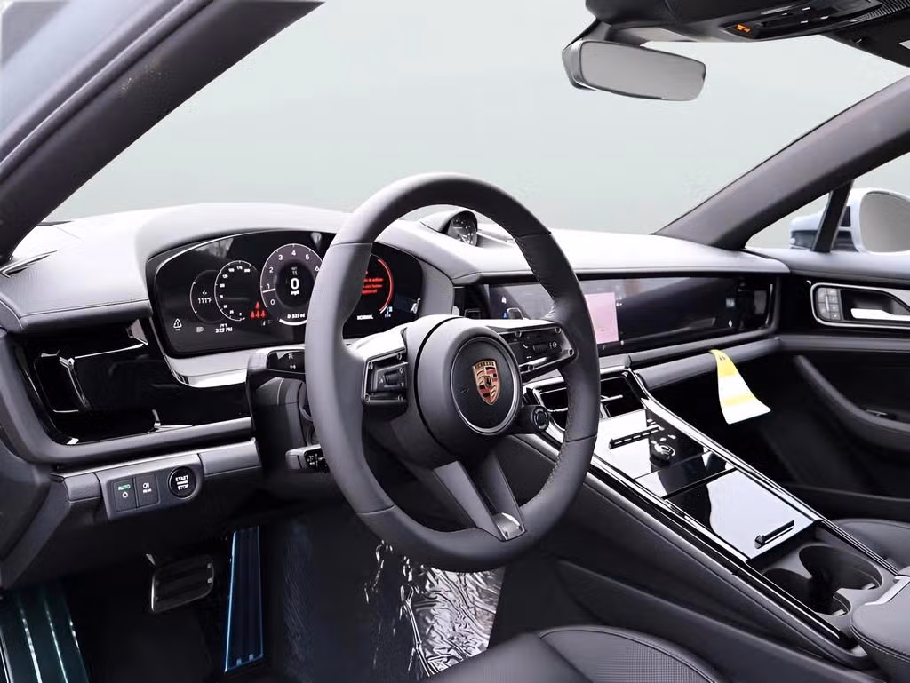 2025 Porsche Panamera Base - Photo 28