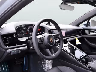 2025 Porsche Panamera Base - Photo 25