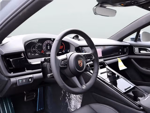 2025 Porsche Panamera Base - Photo 26