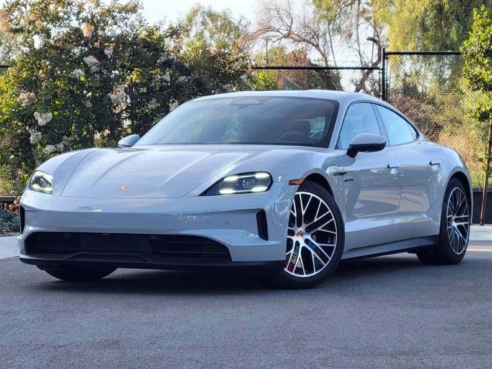 2026 Porsche Taycan