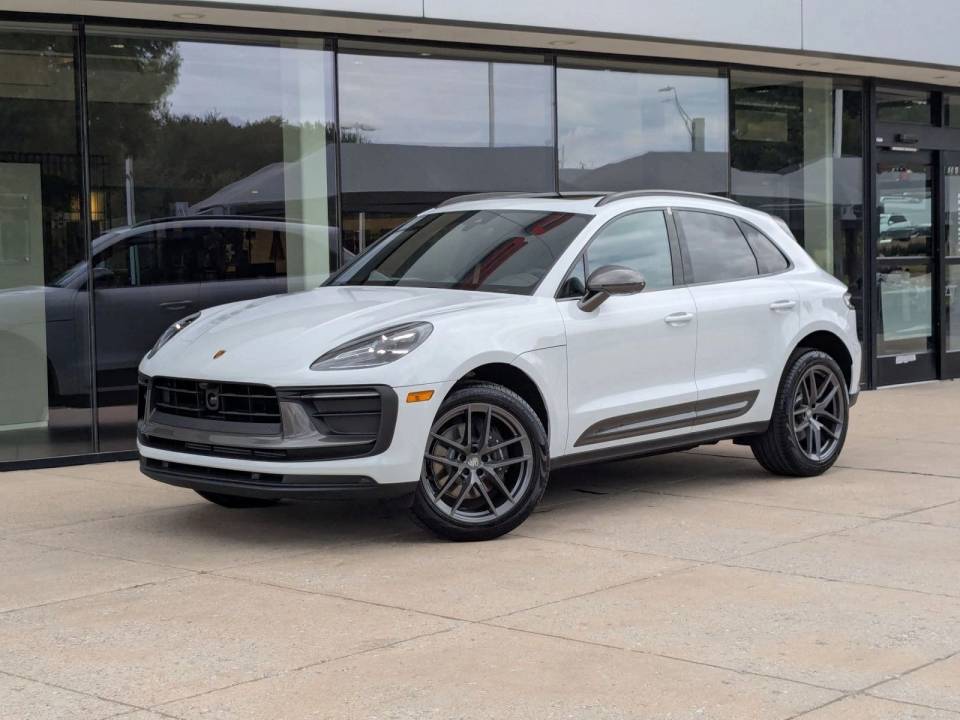 2026 Porsche Macan