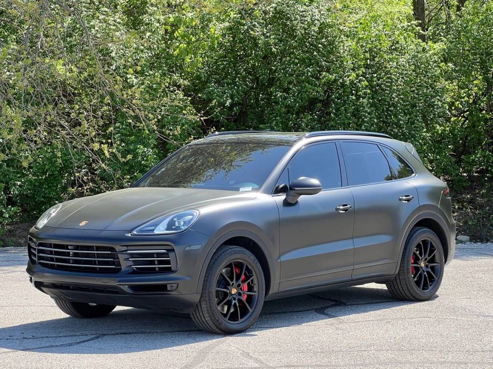 2023 Porsche Cayenne Base