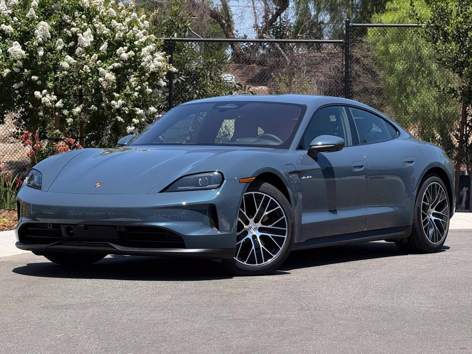 2026 Porsche Taycan