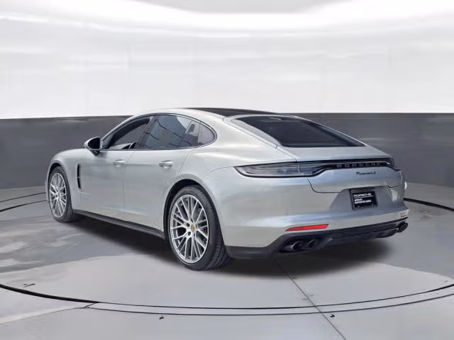 2023 Porsche Panamera Platinum Edition - Photo 18