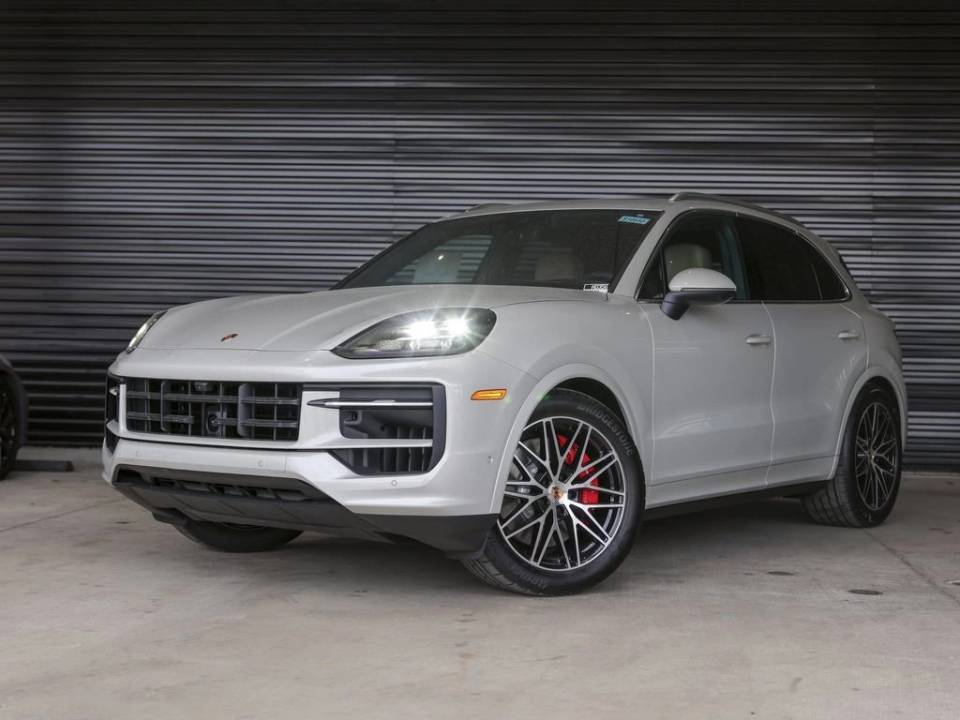 2026 Porsche Cayenne