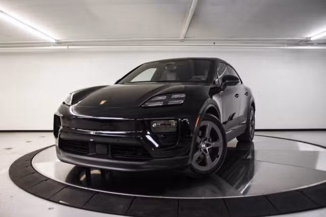 Used 2025 Porsche Macan Base with VIN WP1AD2XA2SL076318 for sale in Austin, TX