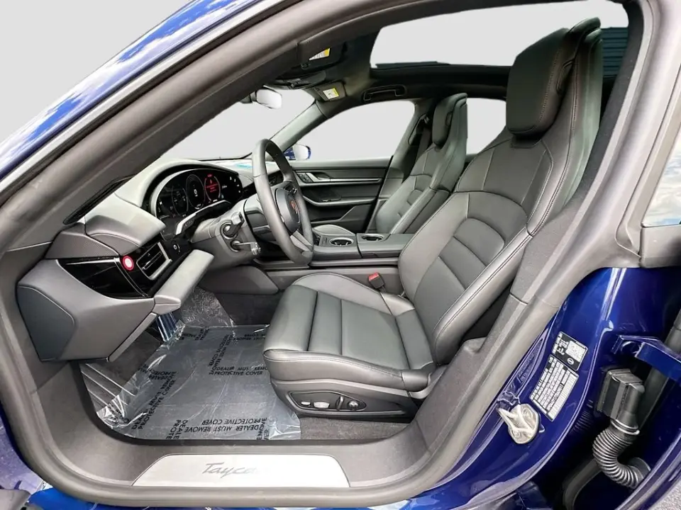 2026 Porsche Taycan Base - Photo 39