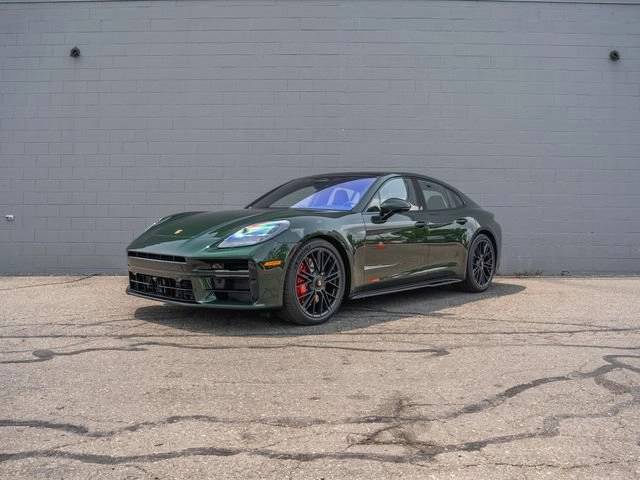 2026 Porsche Panamera