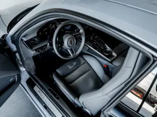2024 Porsche 911 - Photo 29