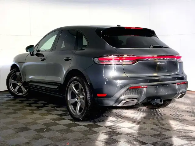 2025 Porsche Macan Base - Photo 22