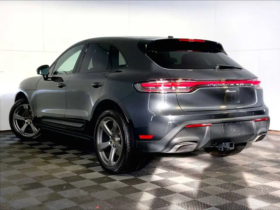 2025 Porsche Macan Base - Photo 23