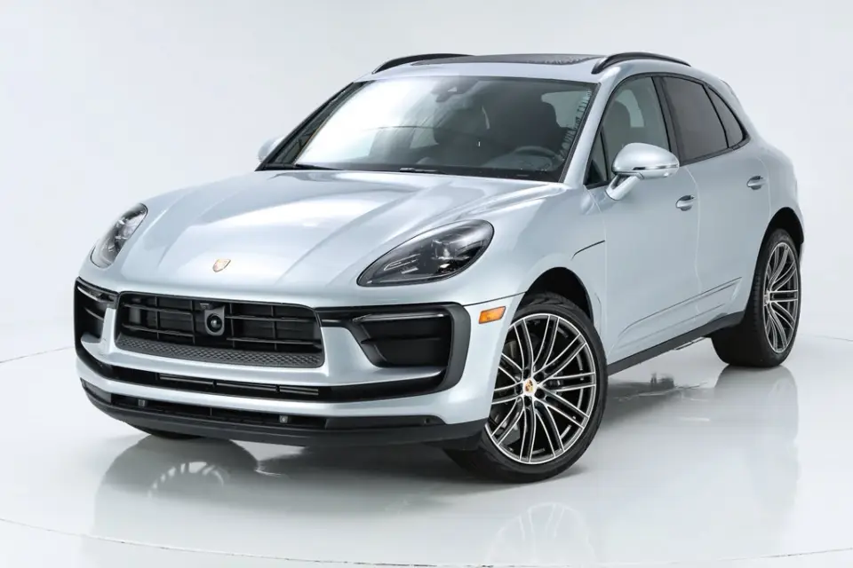 2026 Porsche Macan Base - Photo 7