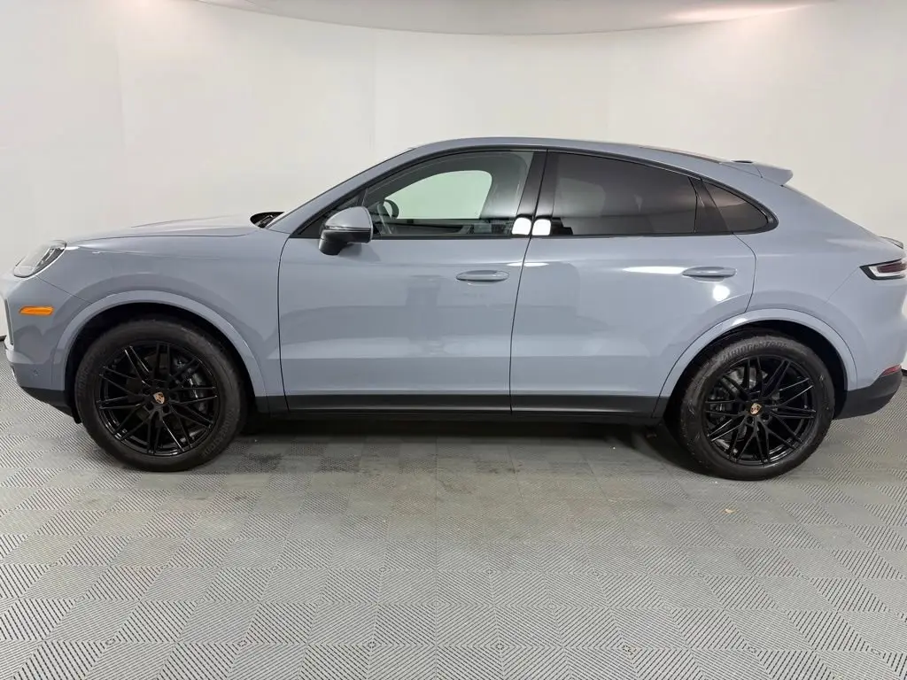 2025 Porsche Cayenne Coup Base - Photo 16