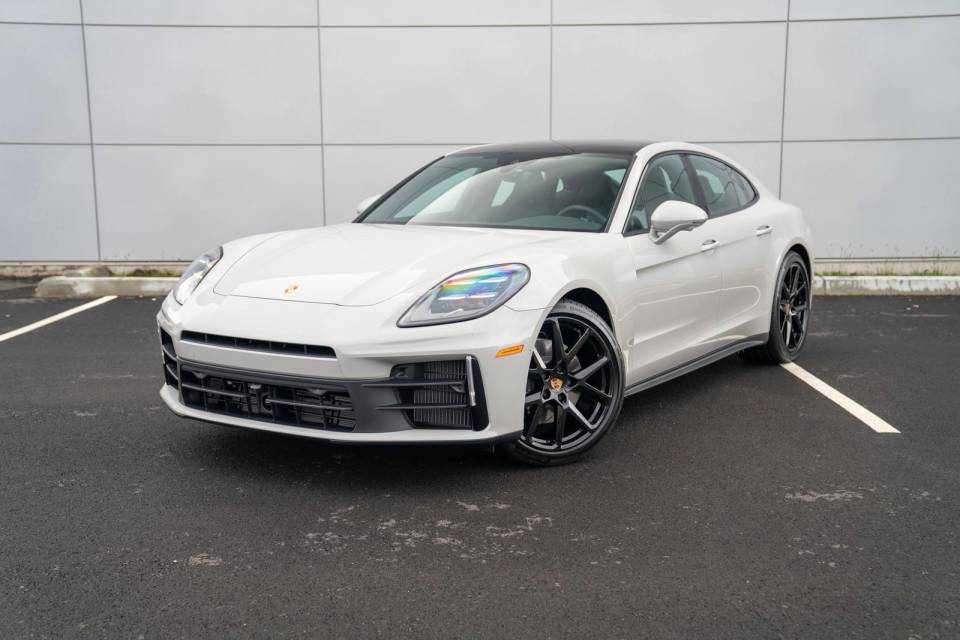 2026 Porsche Panamera