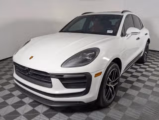 2023 Porsche Macan's photo