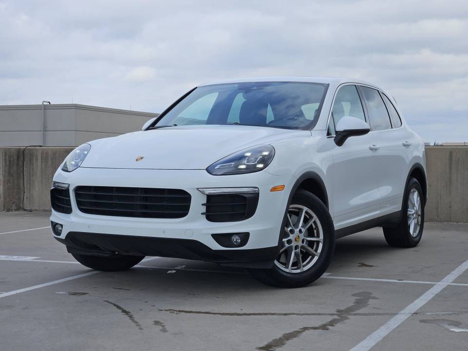 2016 Porsche Cayenne Base