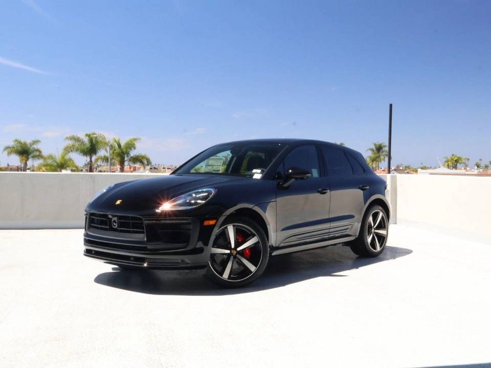 2026 Porsche Macan