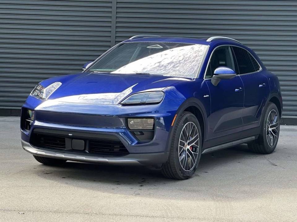 2025 Porsche Macan S