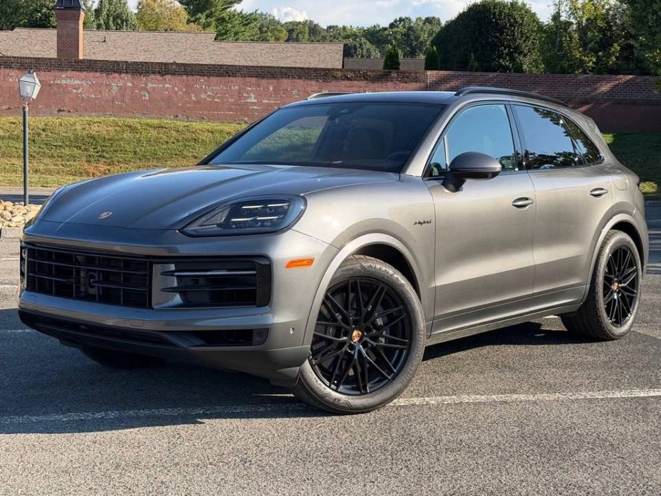 2026 Porsche Cayenne E-Hybrid