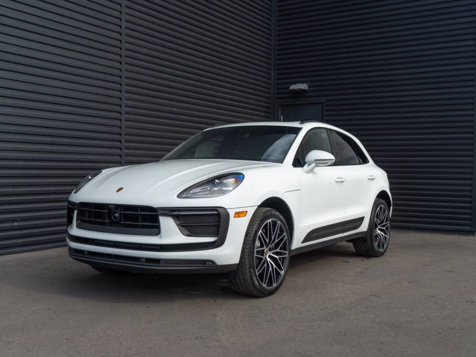 2026 Porsche Macan T