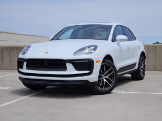 2026 Porsche Macan's photo