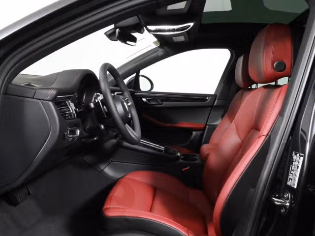 2026 Porsche Macan Base - Photo 34