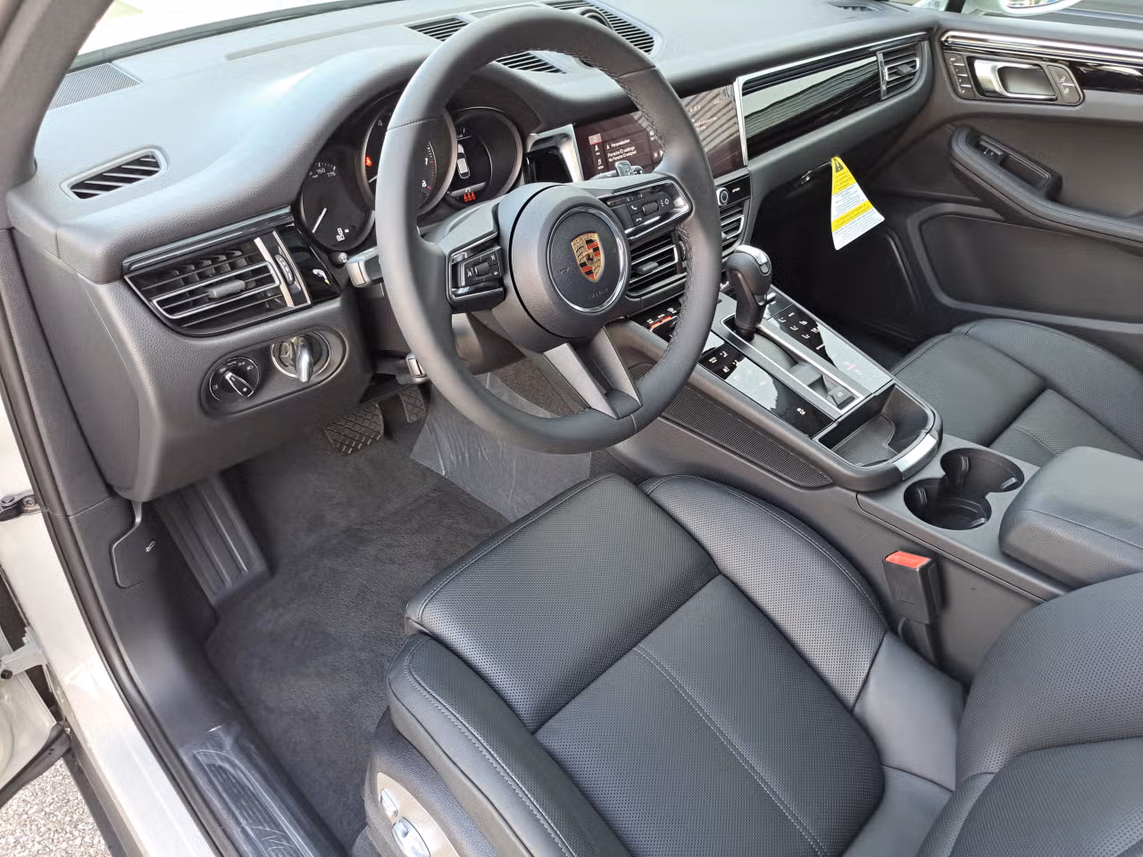 2026 Porsche Macan Base - Photo 28